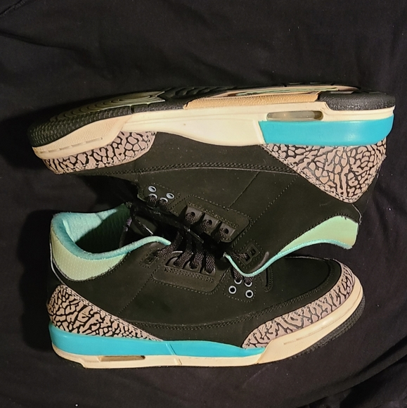 Jordan Retro 3 Bleached Turquoise Mint - Picture 2 of 4